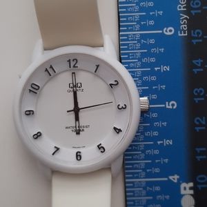 Off White Rubber Watch with White Faceplate